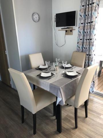 Camping Les Sables Du Midi Hotel Valras-Plage Ngoại thất bức ảnh
